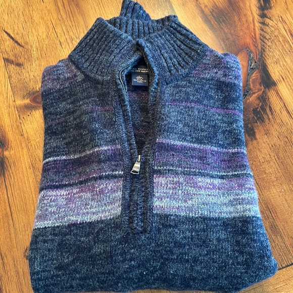 Men’s Banana Republic Wool Sweater - Picture 1 of 3